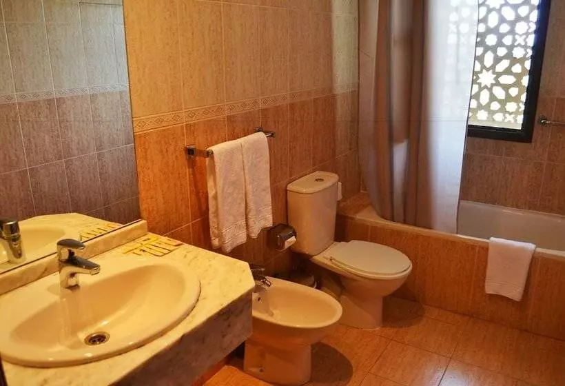 Fotos del hotel Reyes Ziries:  6