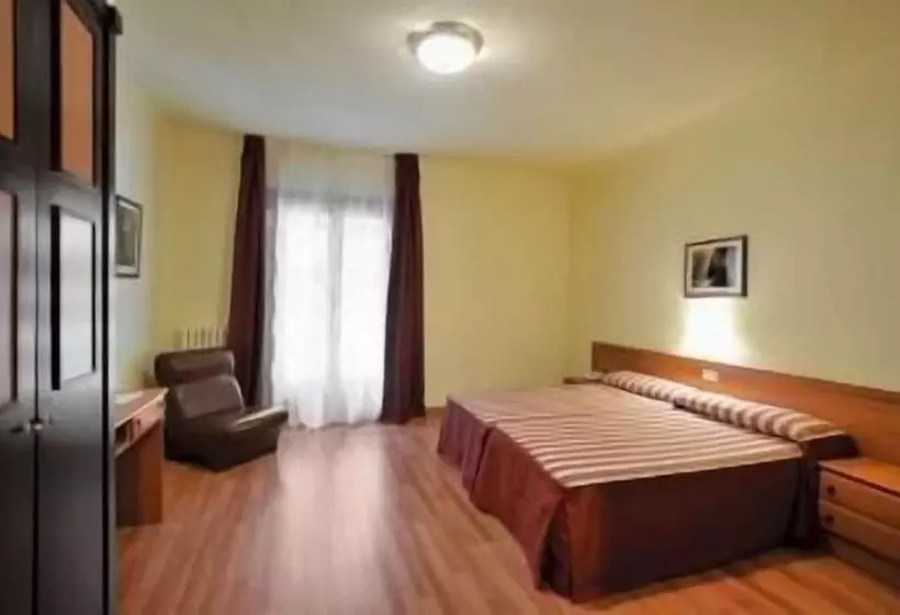 Fotos del hotel Balneario Serón:  11