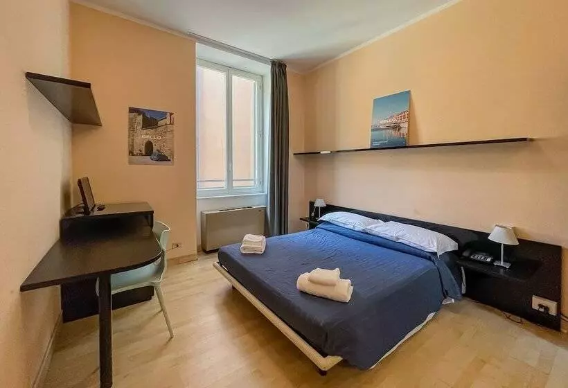 Fotos del hotel Britannia:  9