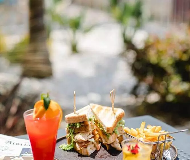 Fotos del hotel Canadiano Urban Nature:  3