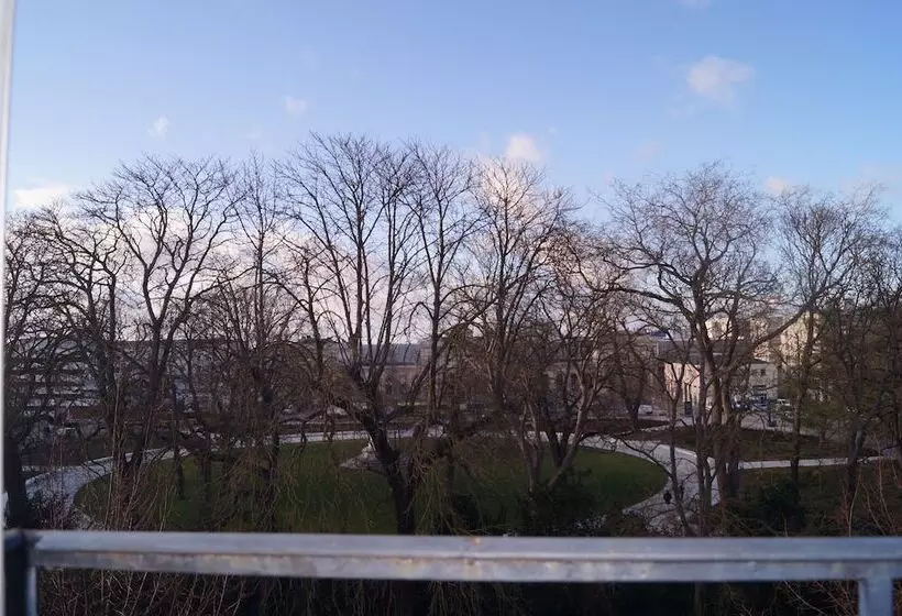 Fotos del hotel Hôtel L'univers:  8