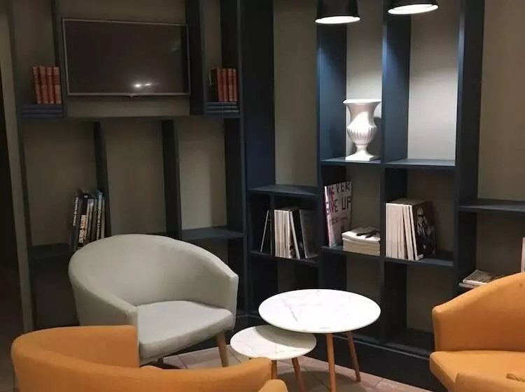 Fotos del hotel Hôtel L'univers:  3