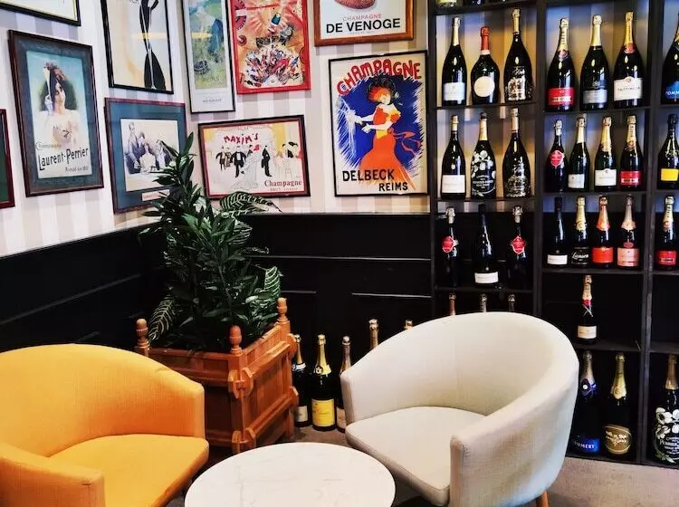 Fotos del hotel Hôtel L'univers:  5