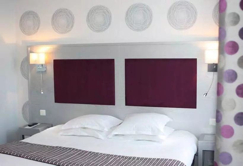 Fotos del hotel Hôtel L'univers:  21