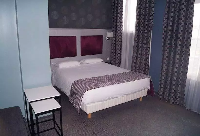 Fotos del hotel Hôtel L'univers:  12