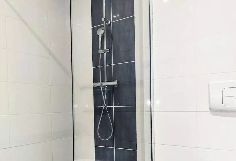 Fotos del hotel Hôtel L'univers:  7