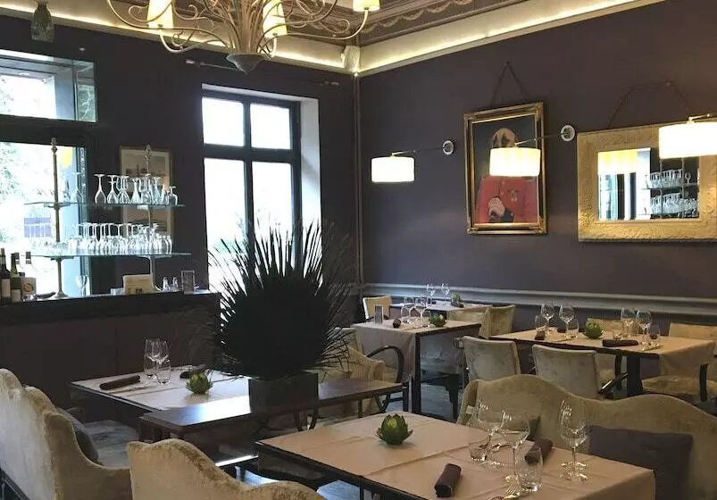 Fotos del hotel Hôtel L'univers:  16