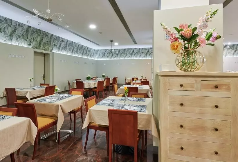 Fotos del hotel Ramblas Vendrell:  4