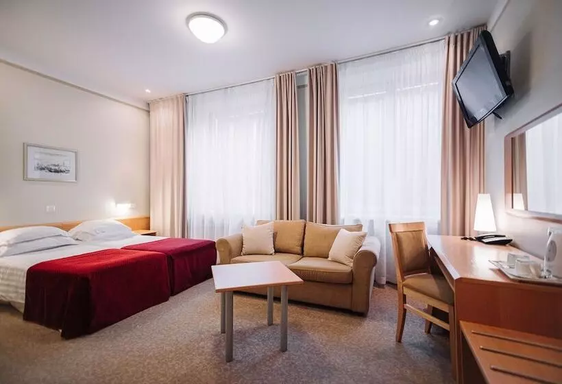 Fotos del hotel Baltic  Vana Wiru:  2