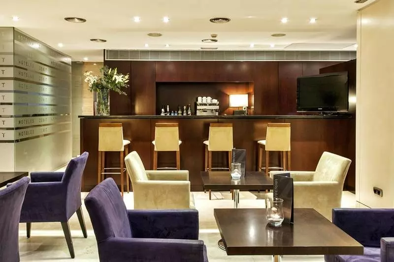 Fotos del hotel Zenit Coruña:  10