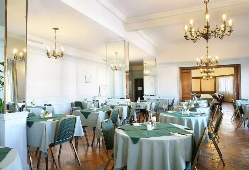 Fotos del hotel Constitución Palace:  11