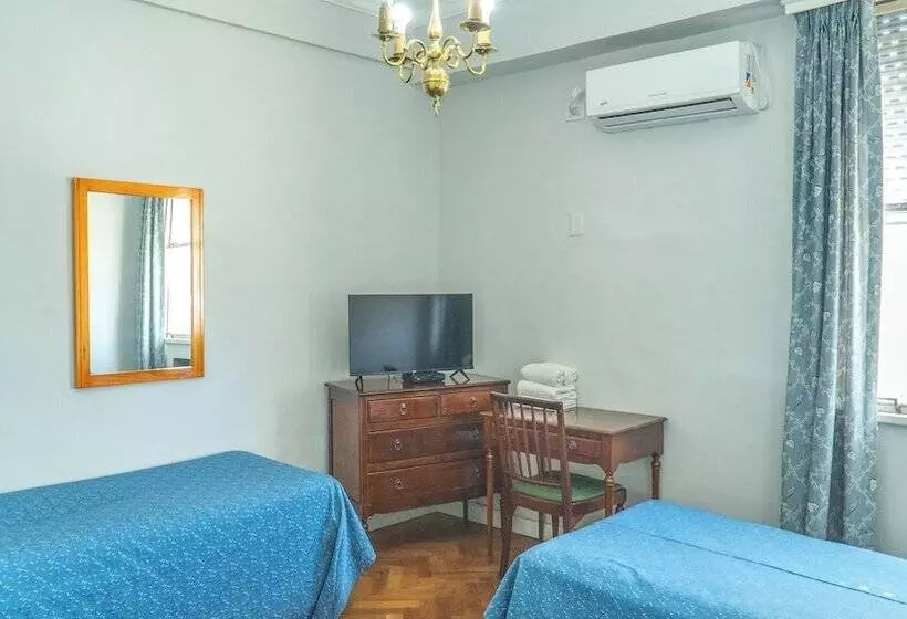 Constitución Palace