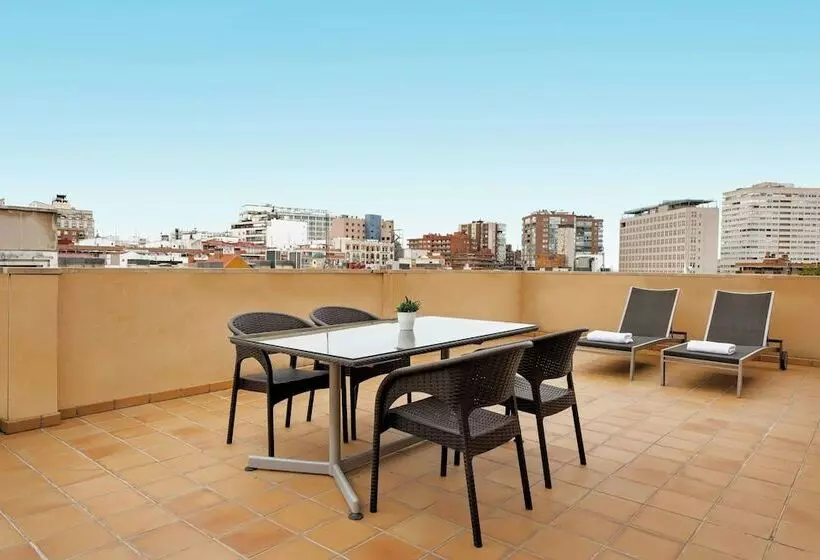 Fotos del hotel Ac  Los Vascos By Marriott:  4