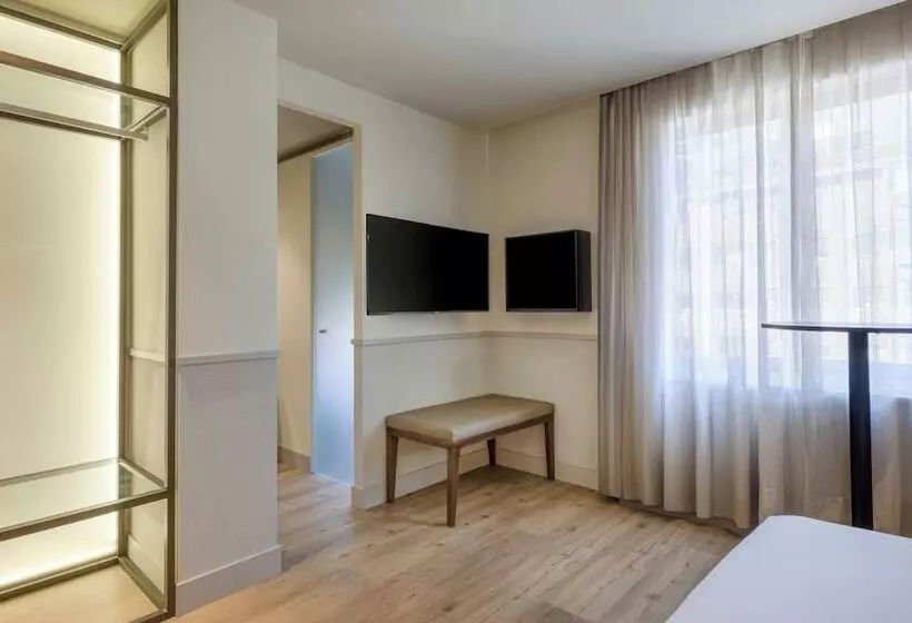 Fotos del hotel Ac  Los Vascos By Marriott:  14