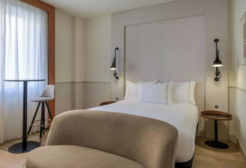 Fotos del hotel Ac  Los Vascos By Marriott:  22