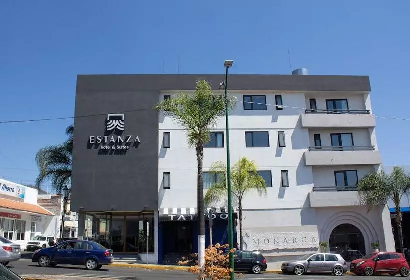 Estanza Hotel & Suites