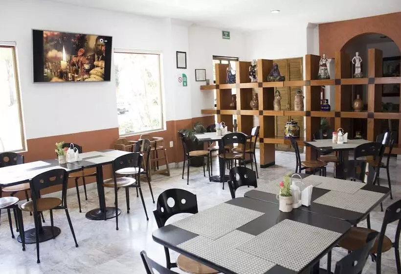 Fotos del hotel Estanza Hotel & Suites:  5