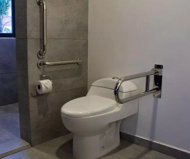 Fotos del hotel Estanza Hotel & Suites:  10