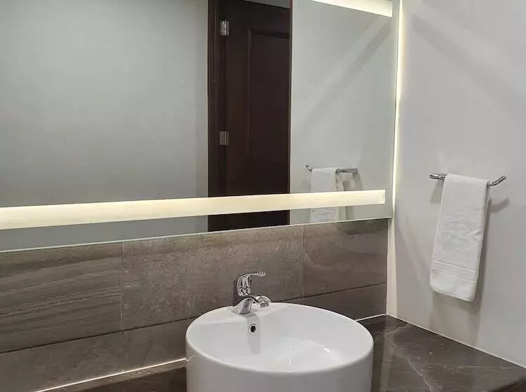 Fotos del hotel Estanza Hotel & Suites:  12