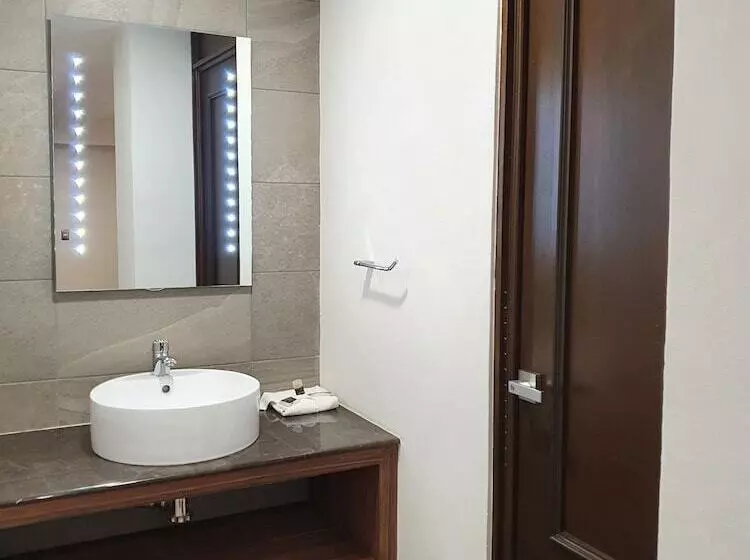 Fotos del hotel Estanza Hotel & Suites:  15