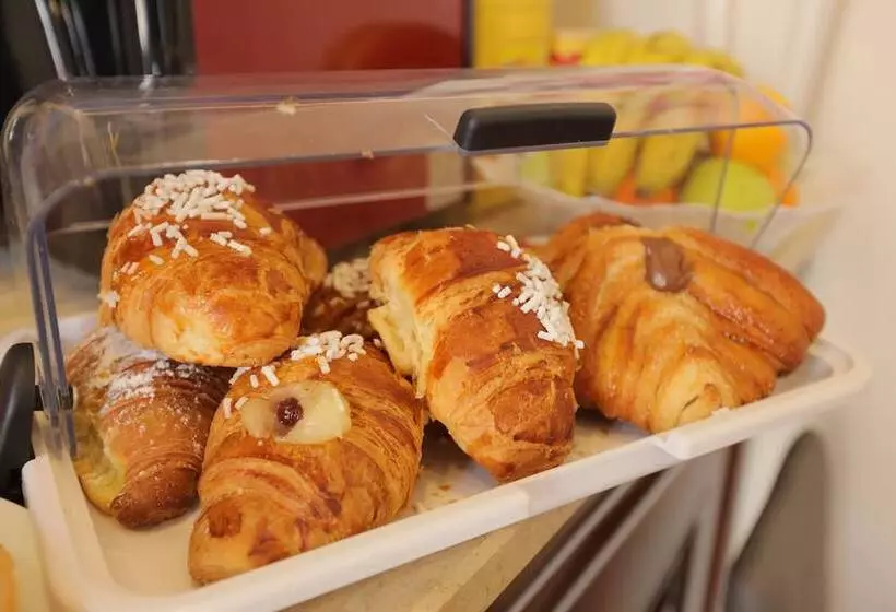 Fotos del hotel Hotel Garibaldi:  21