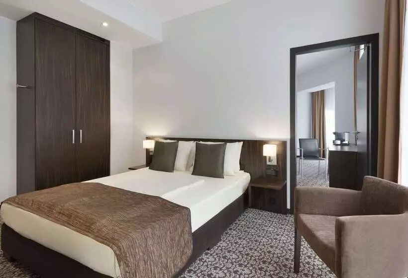 Fotos del hotel Ramada By Wyndham Frankfurt City Centre:  7