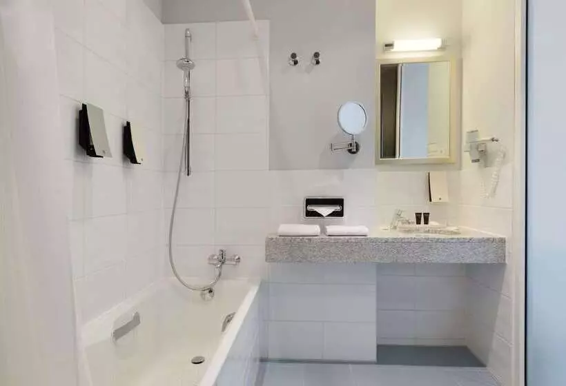 Fotos del hotel Ramada By Wyndham Frankfurt City Centre:  10