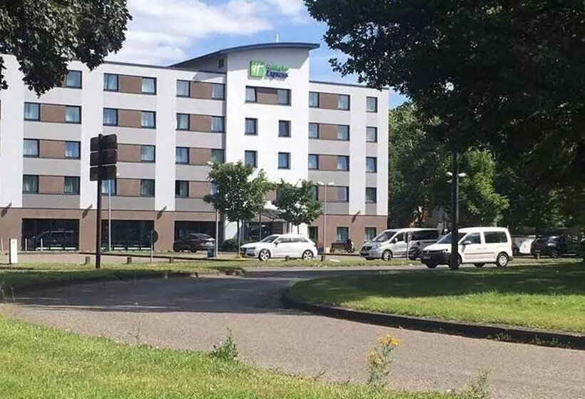 Holiday Inn Express Cologne Mülheim, An Ihg
