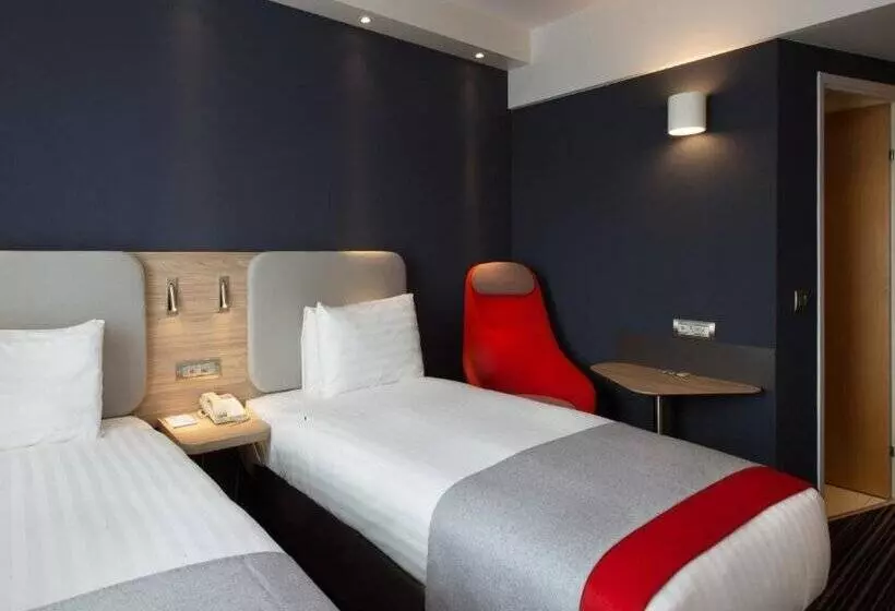 Fotos del hotel Holiday Inn Express Geneva Airport, An Ihg:  23