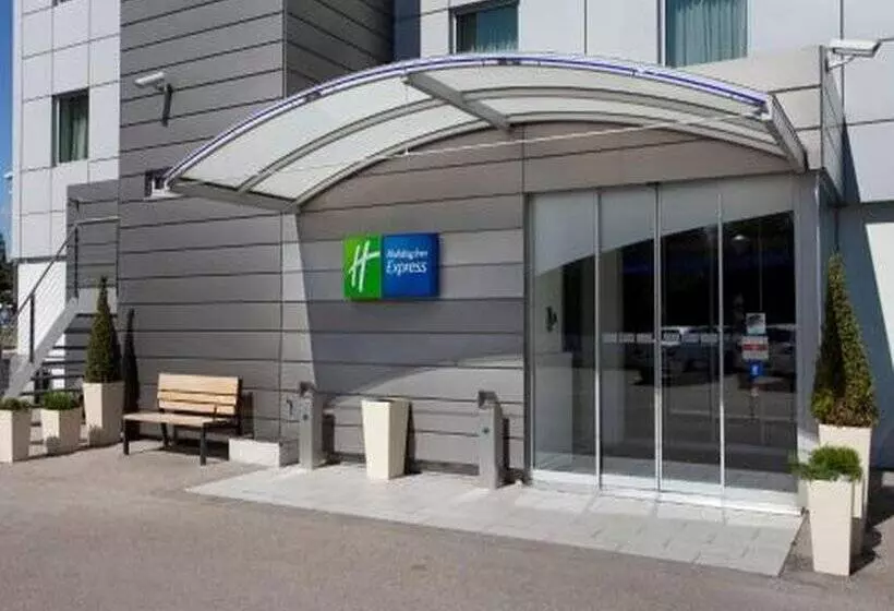 Fotos del hotel Holiday Inn Express Geneva Airport, An Ihg:  14