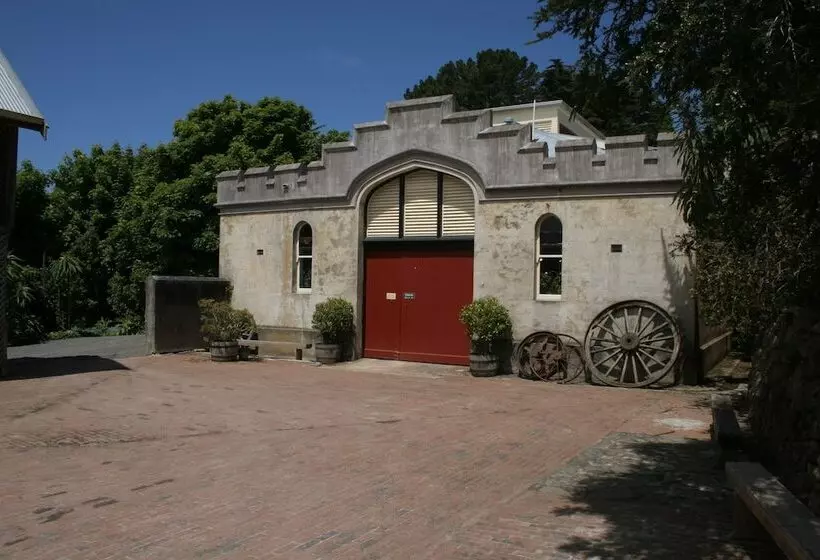 Fotos del hotel Larnach Lodge:  13