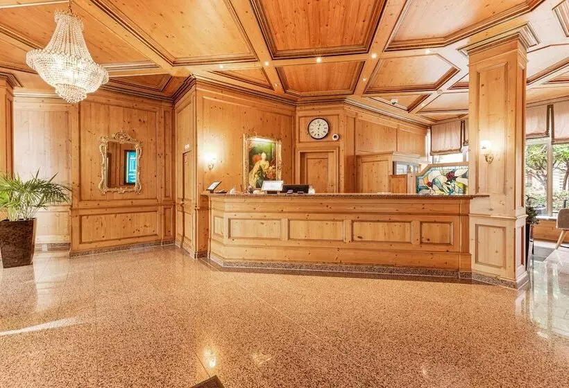 Fotos del hotel King S Hotel Center Superior:  3