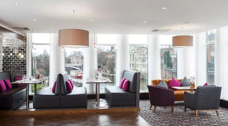 Fotos del hotel Park Inn By Radisson York City Center:  11