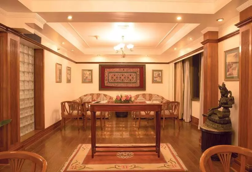 Fotos del hotel The Everest:  24