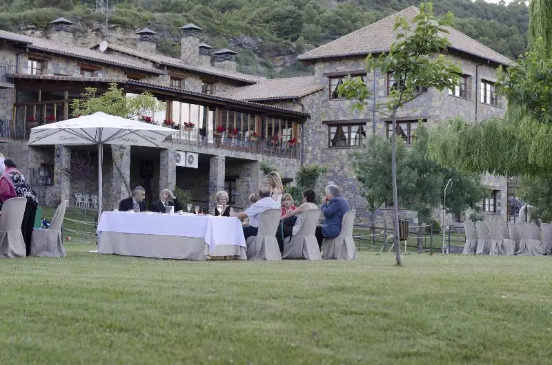Fotos del hotel & Spa Peña Montañesa:  14