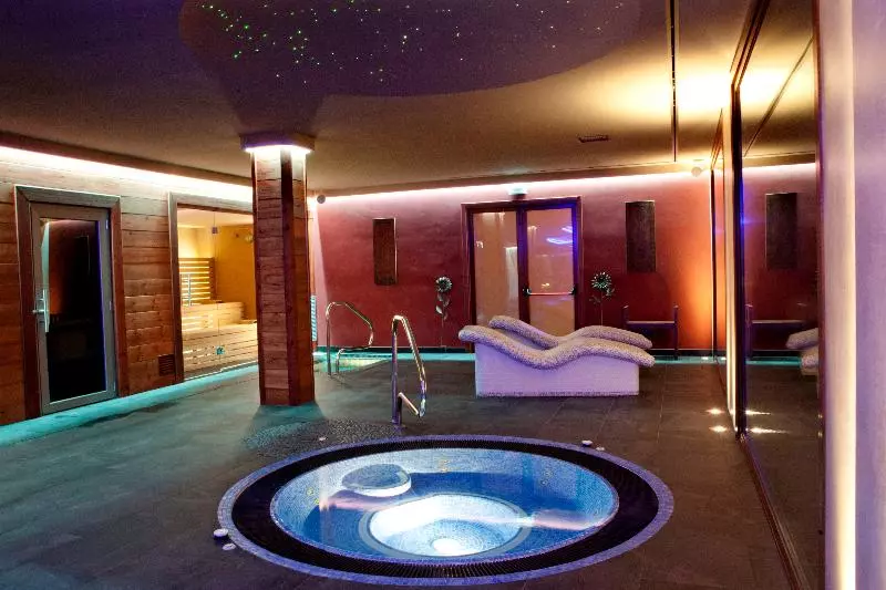 Fotos del hotel & Spa Peña Montañesa:  13