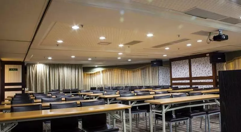 Fotos del hotel Cambridge Tainan Hotel:  5