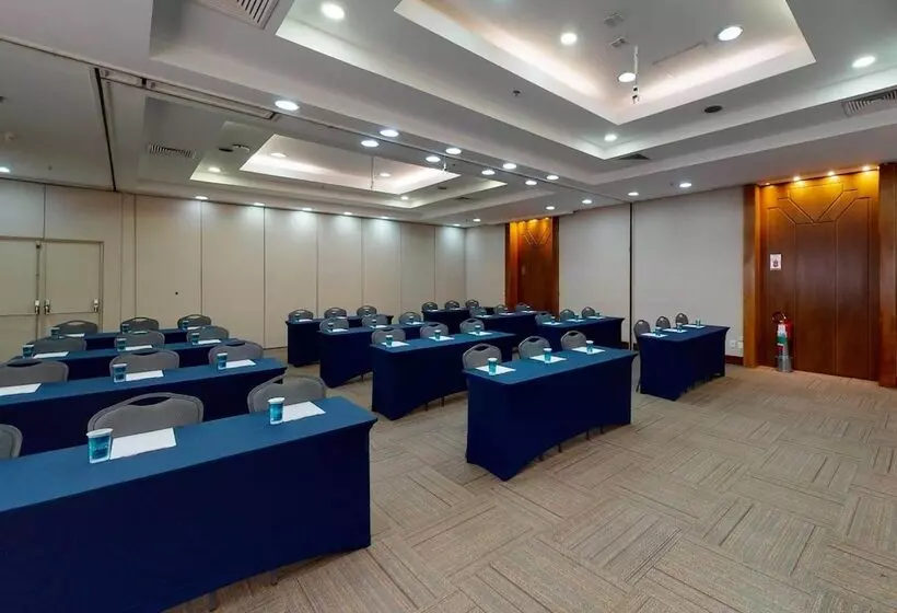 Fotos del hotel Estanplaza Funchal Faria Lima:  17