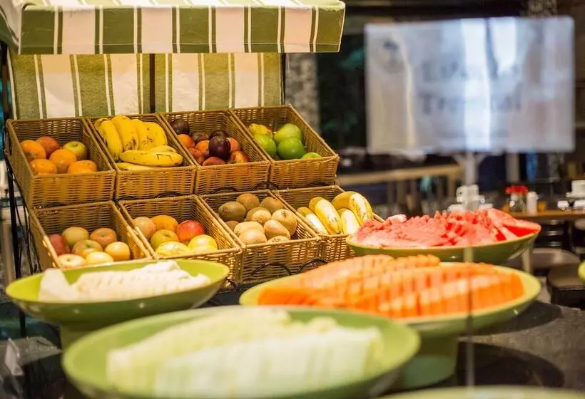 Fotos del hotel Estanplaza Funchal Faria Lima:  7