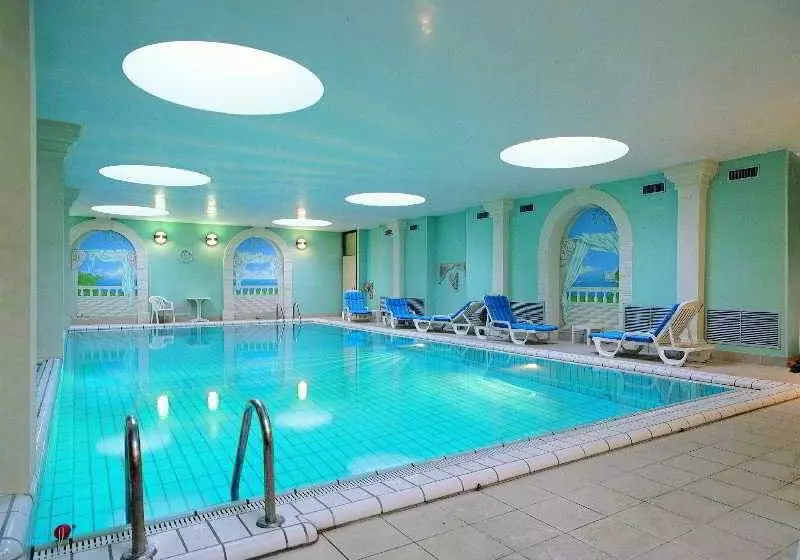 Fotos del hotel Greif Maria Theresia:  3