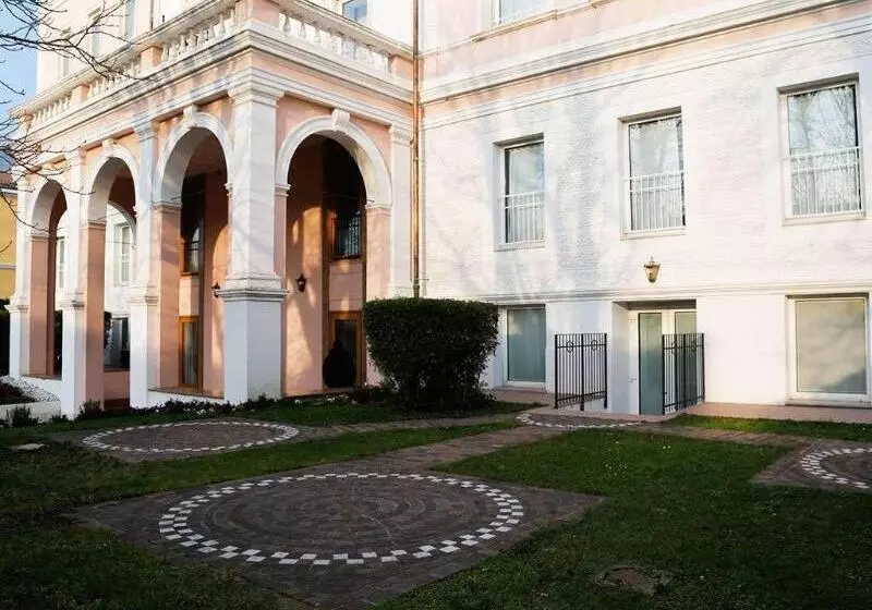 Fotos del hotel Greif Maria Theresia:  14