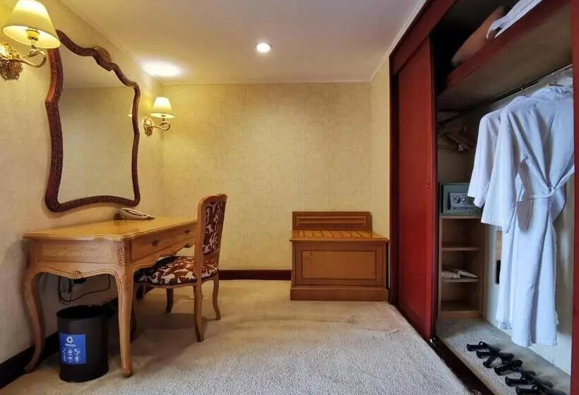 Fotos del hotel Qingdao Oceanwide Elite:  16