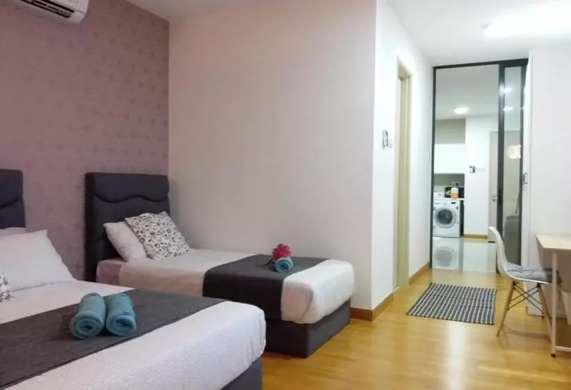 Fotos del hotel Kl Gateway Residence:  8