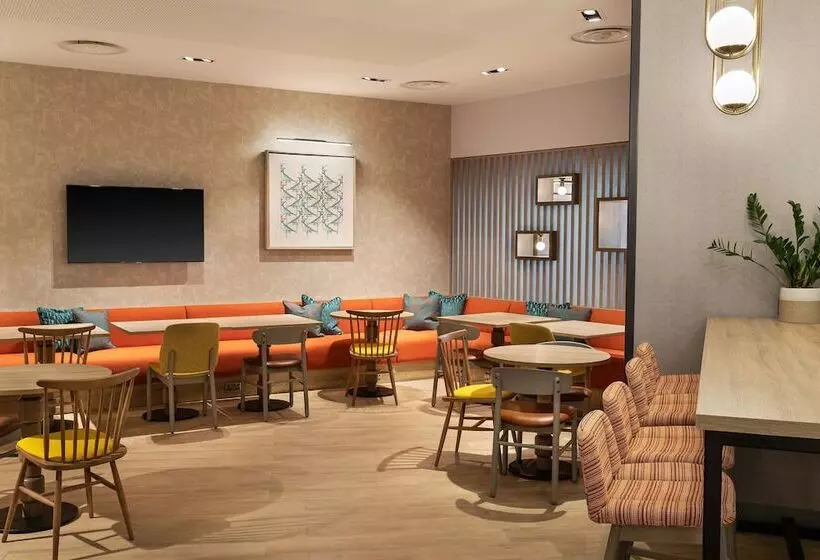 Fotos del hotel Hampton By Hilton Torquay:  14