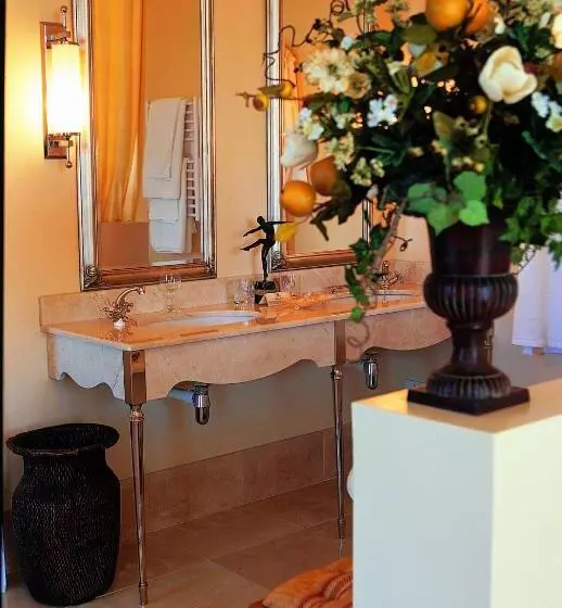 Fotos del hotel Colona Castle:  3