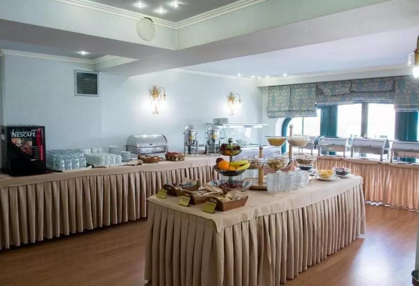 Fotos del hotel Delphi Art:  3