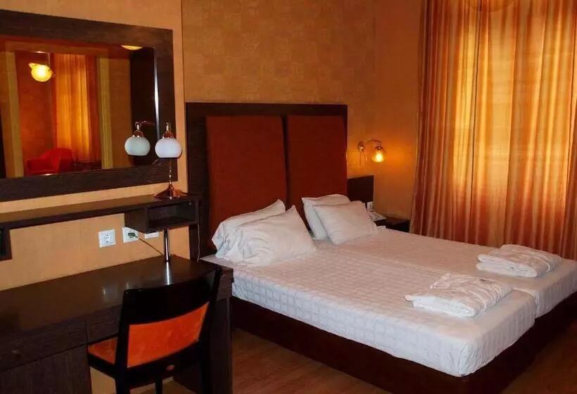 Fotos del hotel Delphi Art:  6