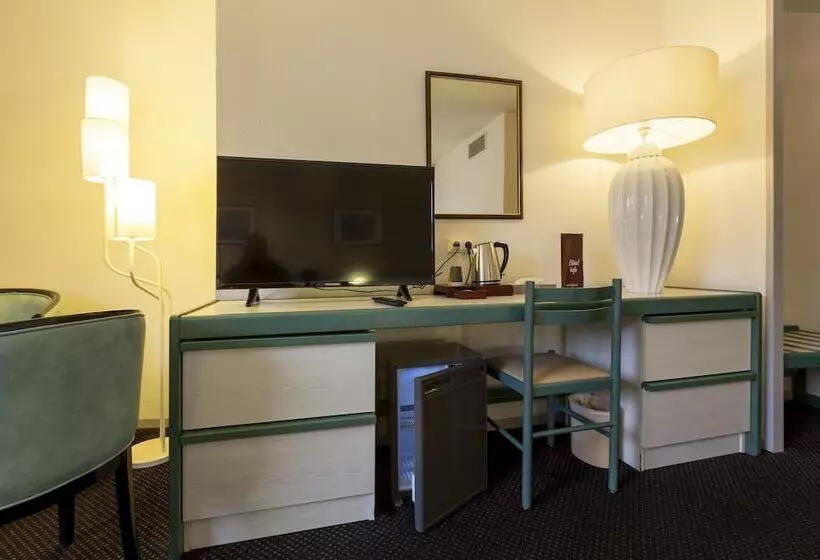 Fotos del hotel Hôtel Paradis:  23