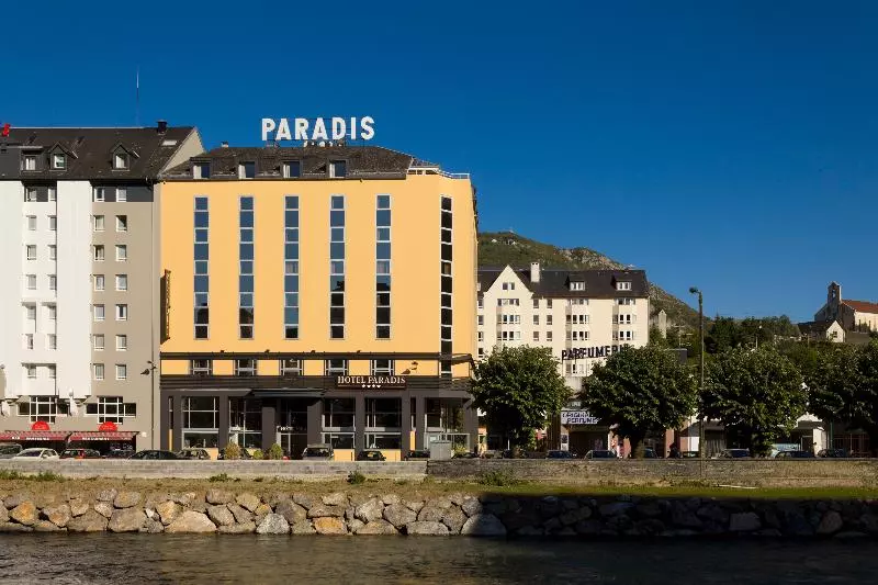 Fotos del hotel Hôtel Paradis:  9