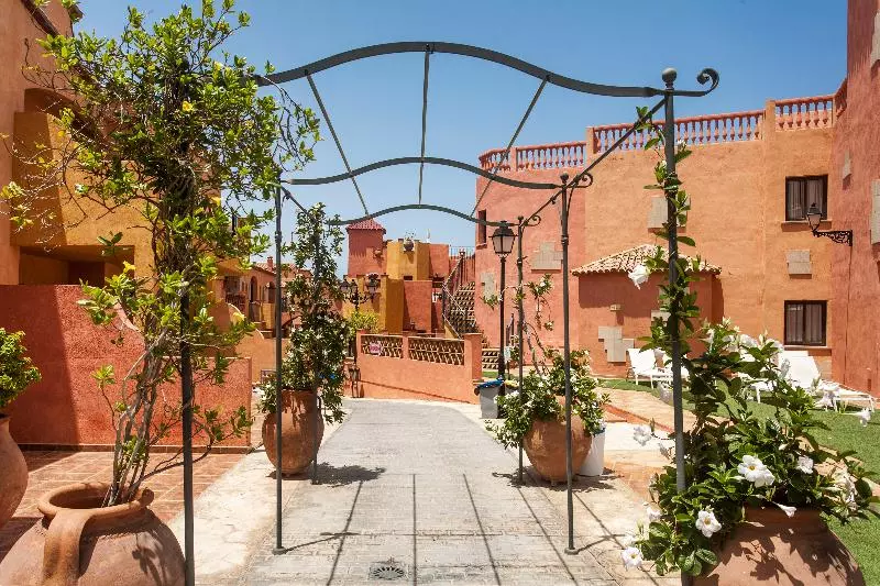 Fotos del hotel Villa Mandi Golf Resort:  13